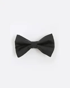 Black Bow Tie