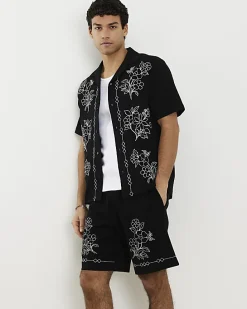 Black Regular Fit Floral Embroidered Shorts
