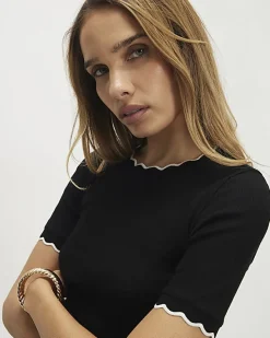 Black Scallop Trim Fitted T-Shirt