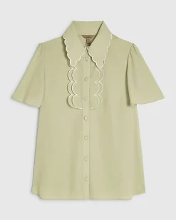 Green Angel Sleeve Scallop Blouse