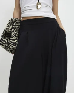 Petite Black Pleated Balloon Leg Trousers