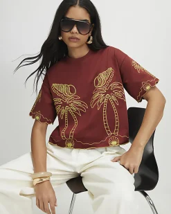 Red Shell Embroidered Crop T-shirt
