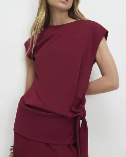 Red Short Sleeve Twist Side Top