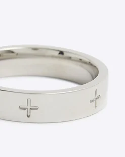 Silver stainless steel chain link ring